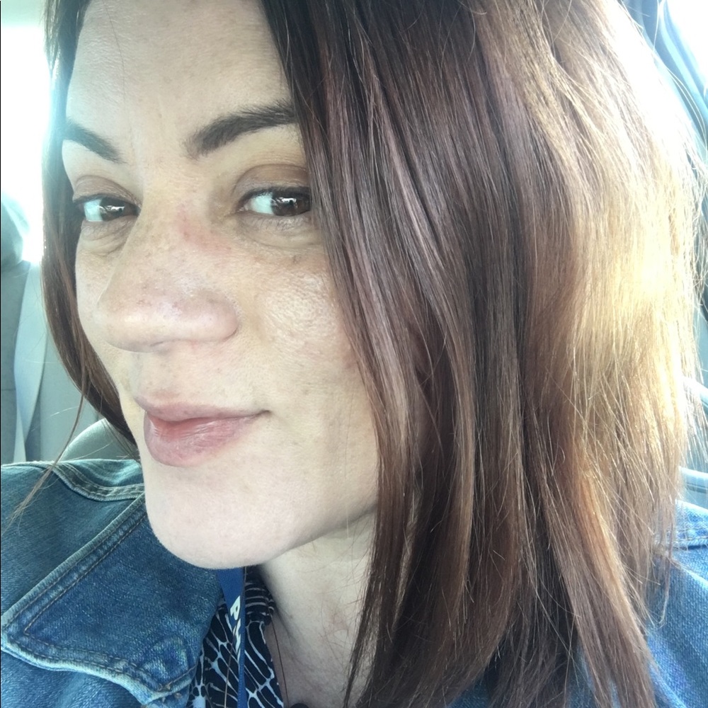 Meet your Posher, Nora